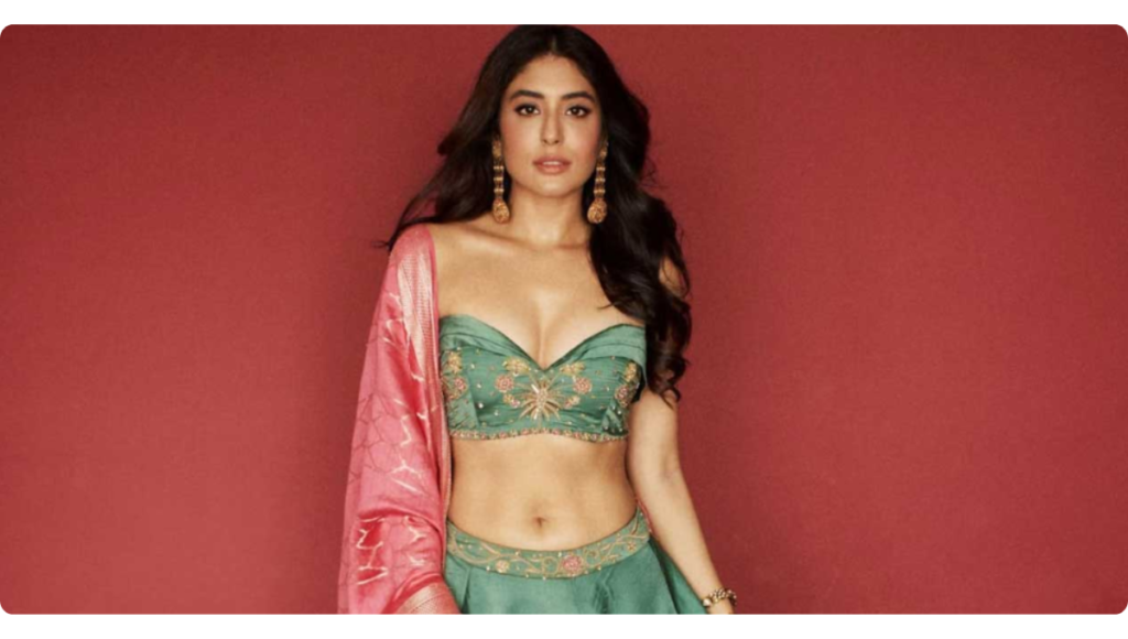 kritika kamra net worth